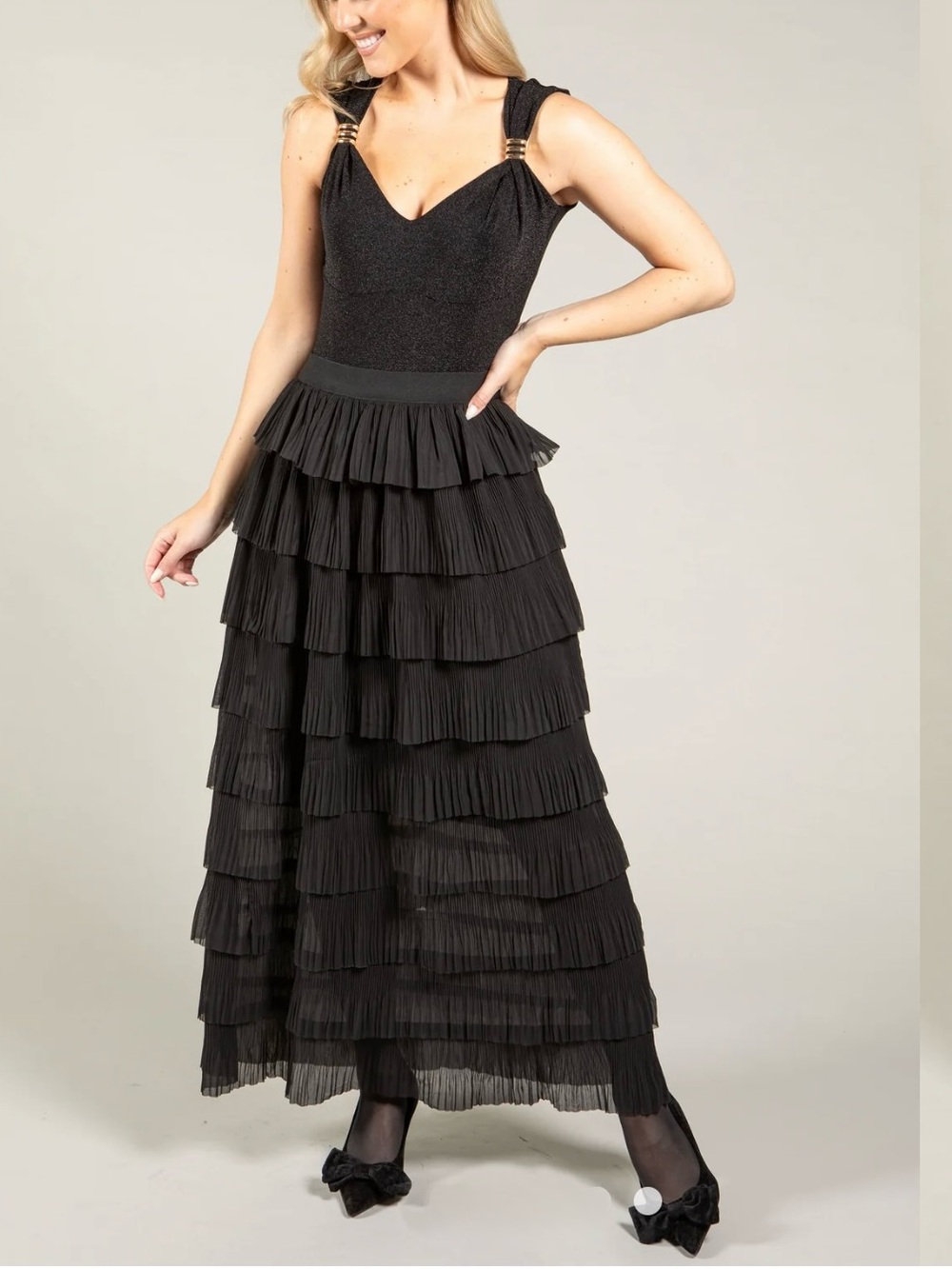 NWOT  black tiered long skirt with pleated ruffles size M